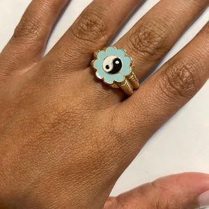 Ying Yang Ring